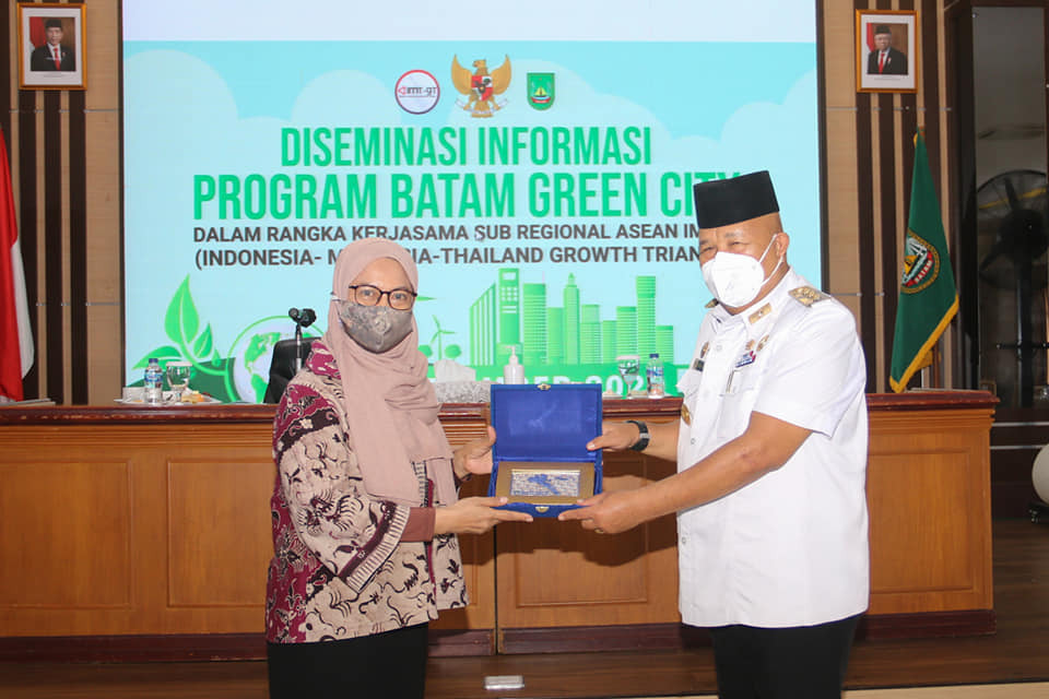 Keberlanjutan Kota Batam: Green Building dan Energirenewable