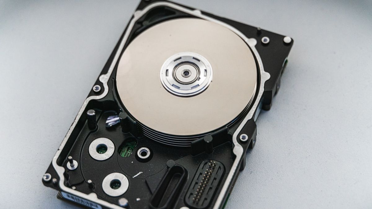 Teknologi Hard Disk: Mendorong Kapasitas Penyimpanan dan Kecepatan Akses Data