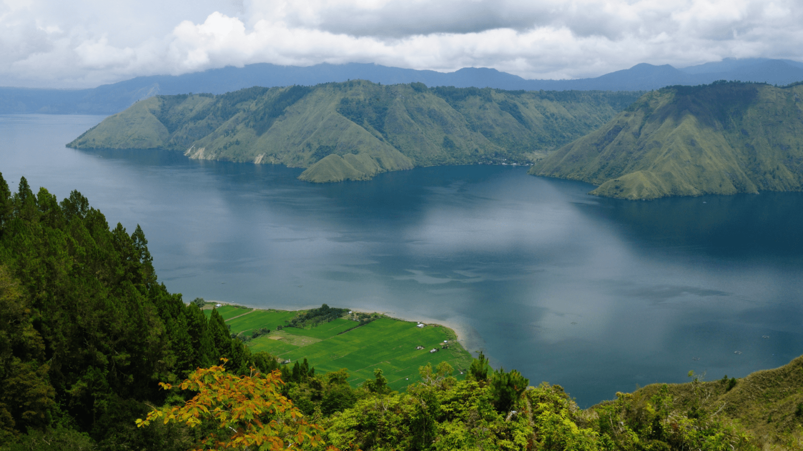 Lake Toba Parapat Travel Tips: Making the Most of Your Trip