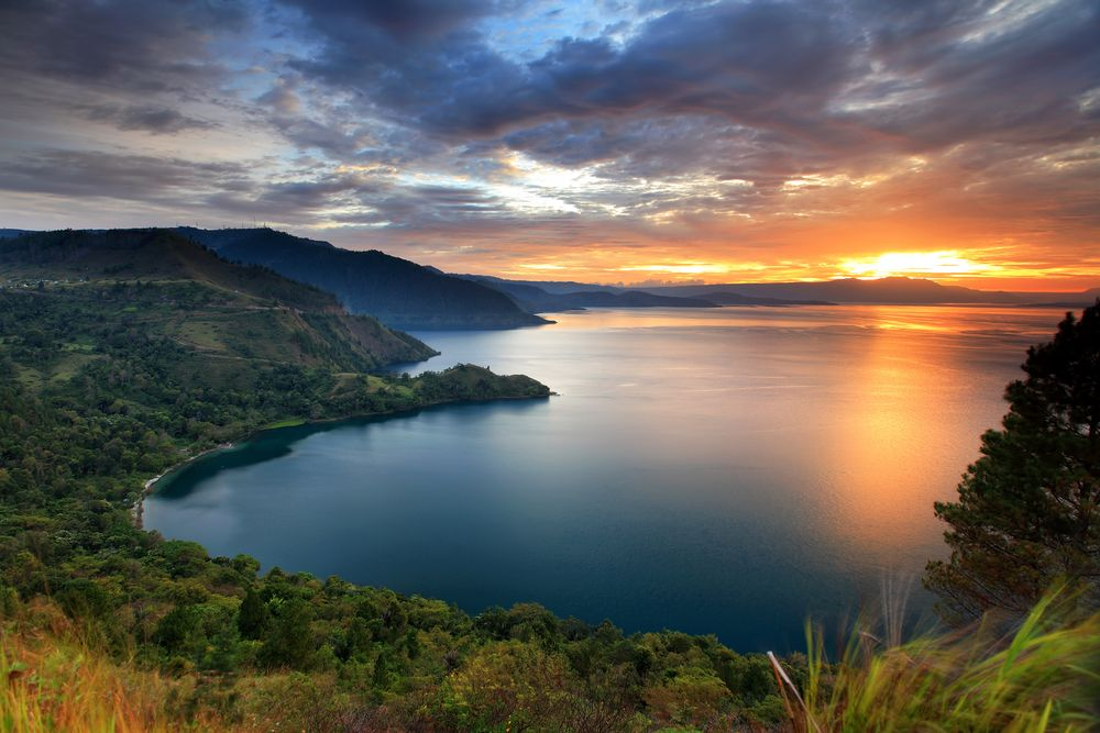 Lake Toba Parapat: Captivating the Soul of Indonesia